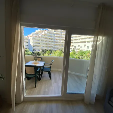 Lägenhet Benal Estudio Playa *